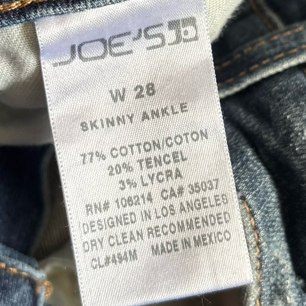 Joe’s Jeans Skinny Ankle Laila Distressed Raw Hem, Size 28 - Picture 3 of 9